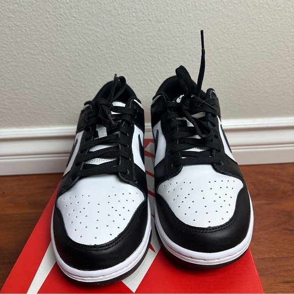 Panda Dunks Nike Low Mens Size 11 - Picture 2 of 9